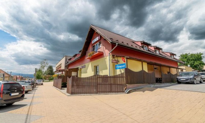Spissky Stvrtok House | Penzión & Bar NATALI