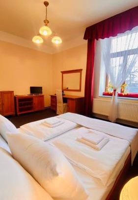 Hradec Kralove House | Penzion Černý Kůň