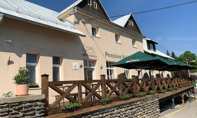 Hojsova Straz House | Penzion a Restaurace Vyhlídka