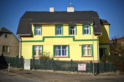 Dvur Kralove nad Labem House | Penzion Slunečnice