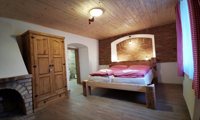 Velichov House | Penzion U Lípy