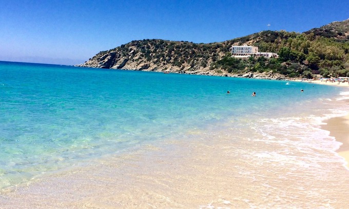 Solanas Villa | Perfect beachside location - 40 metres from the sea. (Free Wi-Fi)