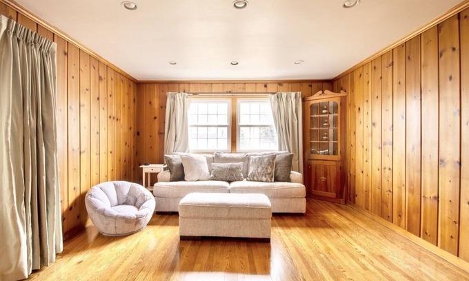 Dover House | Perfect Dover Getaway Near Historic Downtown!