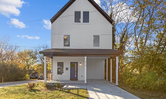 Downtown House | Perfect DT Escape - New Designer Executive Home