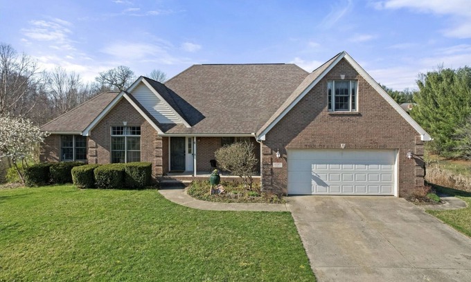 Columbus House | Perfect eclipse views for the entire family!