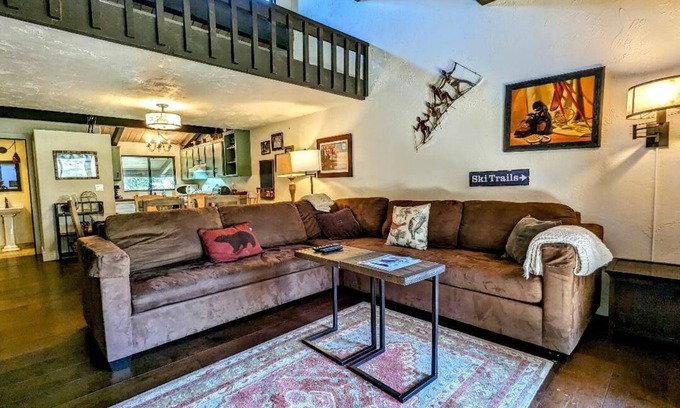 Big Bear Lake Condo | Perfect Location for Big Bear Adventures! Cozy 2-BR, 2-BA Townhouse with Spa
