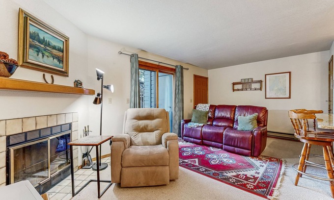 McCall Condo | Perfect McCall getaway w/private balcony, wood-burning fireplace, & free WiFi