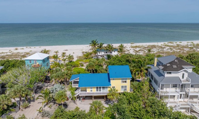 North Captiva House | Perfect Placement, A beautiful beachfront home