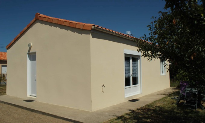 Les Moutiers-en-Retz House | Permanent closure following cessation of activity
