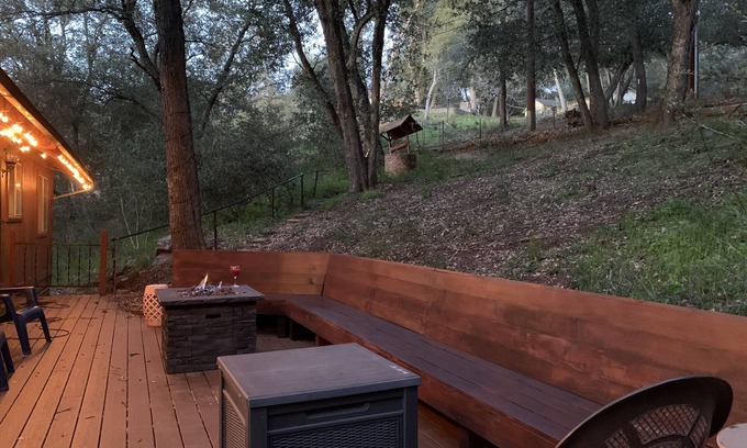 Julian House | Pet/Family Treehouse style cabin in woods