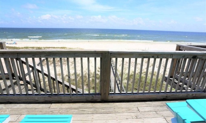 Ono Island Condo | Pet friendly - 4 Bedrooms Directly on the Gulf!Free Daily Activities Included