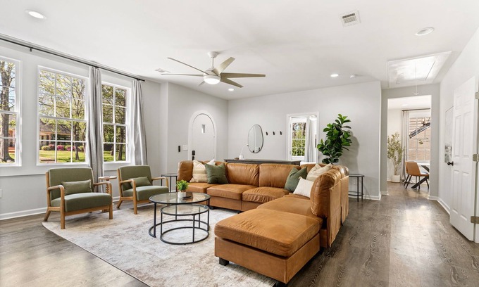 Montgomery House | Pet Friendly 4 BR Near Hospitals and Maxwell Base
