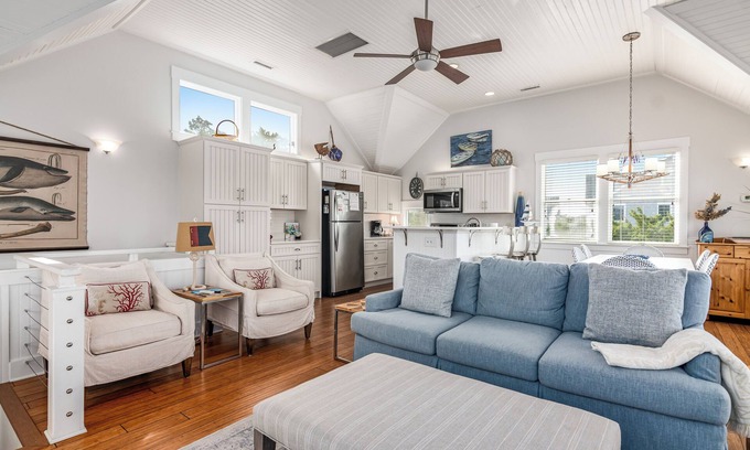 South Beach House | Pet friendly cottage across from beach access, ocean views!