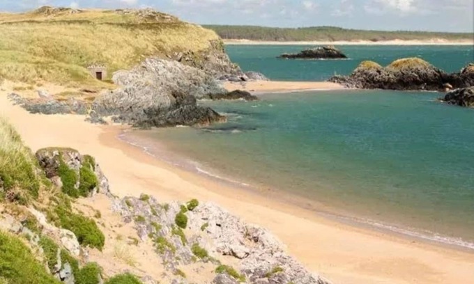 Newquay Ski Chalet | Pet Friendly Coastal Chalet Retreat in Newquay
