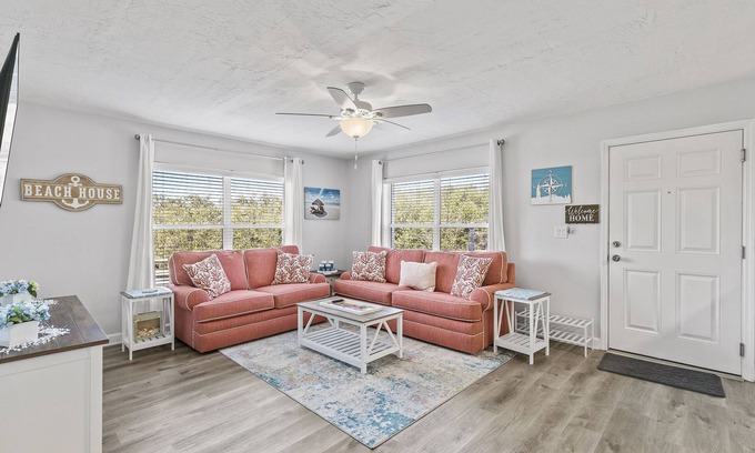 New Smyrna Beach Condo | ☀️Pet Friendly🐾Great Amenities-Kiawah Bay 106☀️