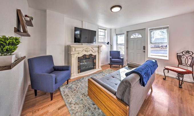 Rosedale Apartment | Pet-Friendly Kansas City Vacation Rental!