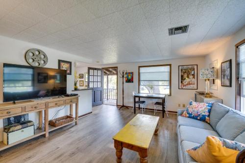 Mount Dora Apartment | Pet-Friendly Mt Dora Apartment with Deck - Near Lake