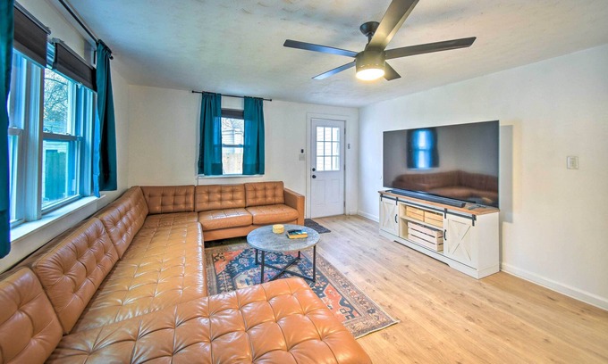 Norfolk - Virginia Beach House | Pet-Friendly Norfolk Home w/ Patio!