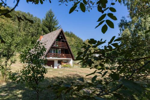 Central Serbia Ski Chalet | Pet-Friendly - Planinska Vikendica Međurečje