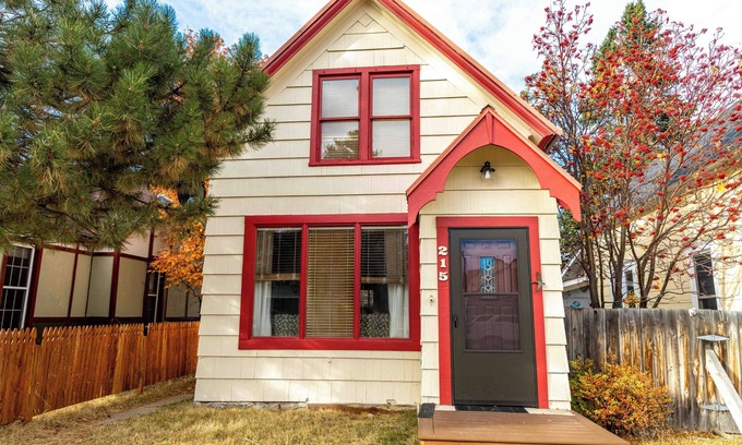 Red Lodge House | Pet Friendly Red Lodge Home One Block from Downtown