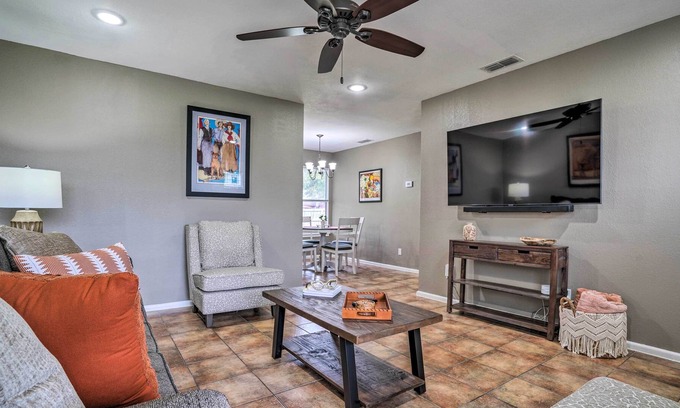 North San Antonio - SAT House | Pet-Friendly San Antonio Home w/ Patio!