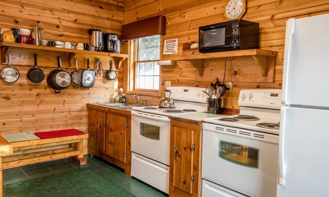 Ironwood Cabin | Pet Friendly Ski Cabin In the Northwoods