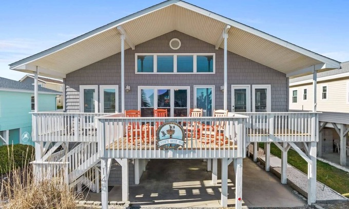 Ocean Isle Beach House | Pet Friendly w/Private Pool | Easy Beach Access