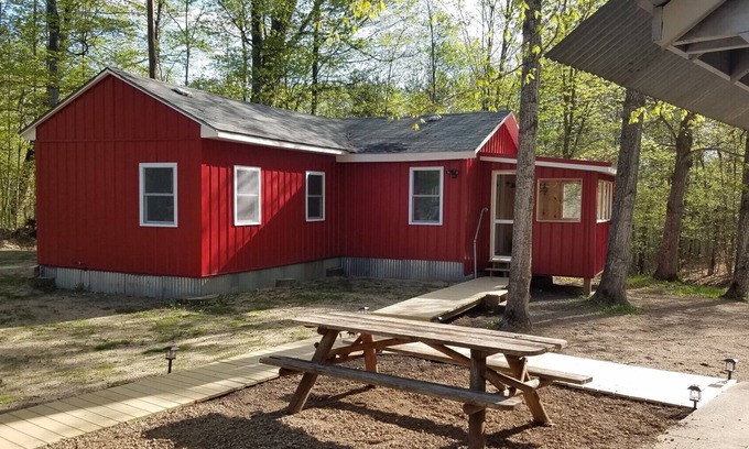 Petoskey Cabin | Petoskey - cozy, peaceful cabin in the woods. Close to trails and lakes!