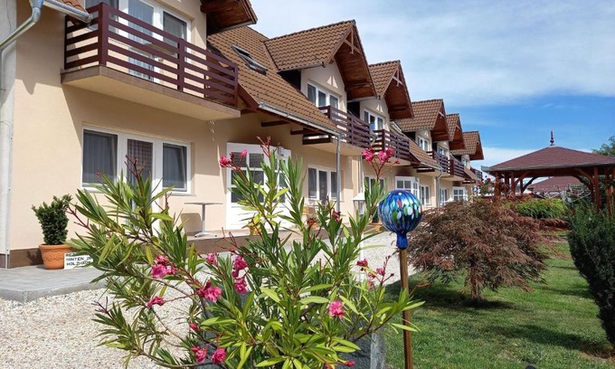Buk Apartment | Petrovics Apartmanház 1