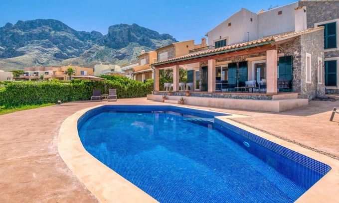 Betlem de Marina Villa | Phenomenal beach backdrop