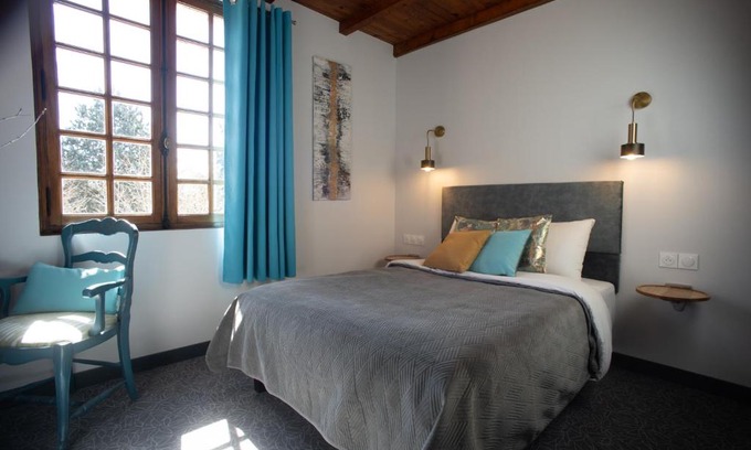 Ginasservis House | PHOENIX maison d'hôtes & SPA