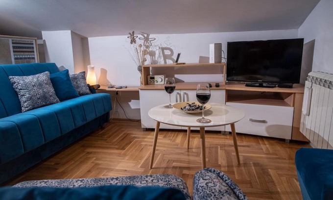 Zvezdara Apartment | Piccolo studio Belgrade,Crveni krst