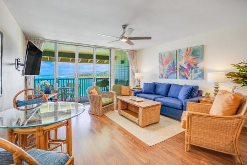 Wailua House Lots House | "Picture Perfect" Oceanfront Beauty Top Floor at Wailua Bay View!