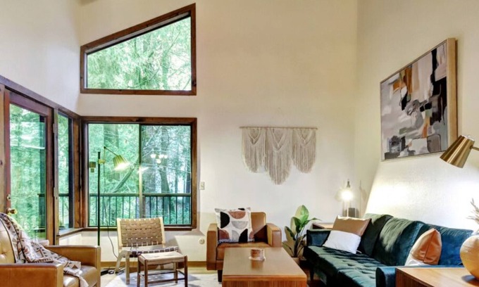 Nevada City Cabin | Picturesque Cabin w/Hot Tub