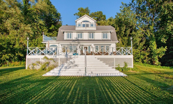 Lake Michigan Beach House | Picturesque Home on Lake Michigan w/patios, gas grill & WIFI
