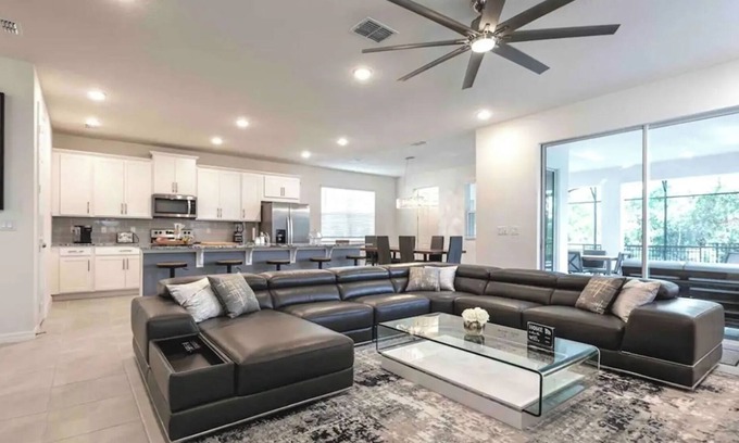 Four Corners House | Piece of Heaven Pool Home, Solara Resort, Heated Pool & Spa, Sleep 12