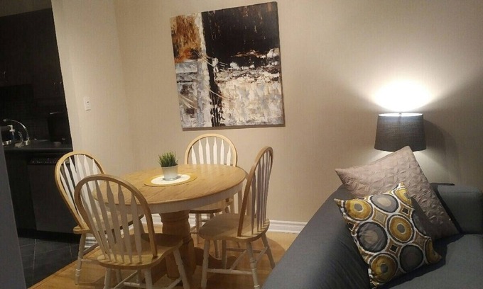 Quartier des Spectacles Condo | Pied a terre 206 - Downtown 1 bedroom condo