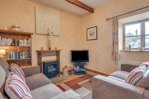 Scarborough House | Piglet Cottage