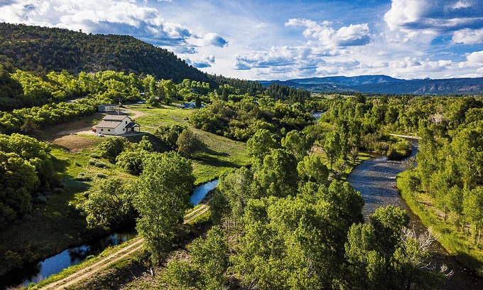Bayfield Cabin | Pine River Retreat | Cabin on the Pine River, Fishing, Privacy, AC, Near Town