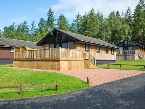 Otterburn House | Pine Tree