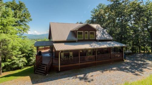 Blue Ridge House | Pinecrest Lodge - Views in Aska Adventure Area