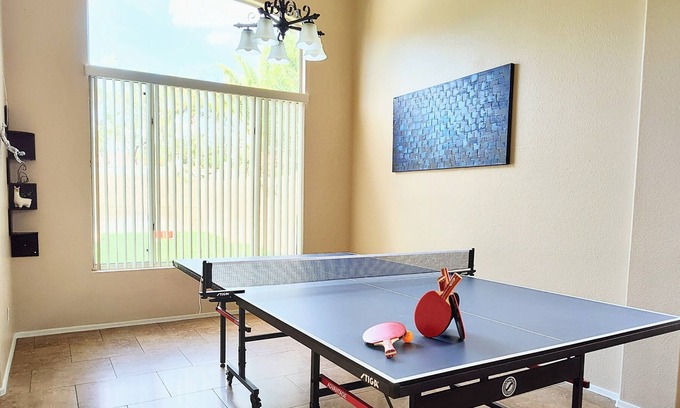 Chandler Villa | Ping Pong! Private Pool! Mini Shuffleboard! Grass!