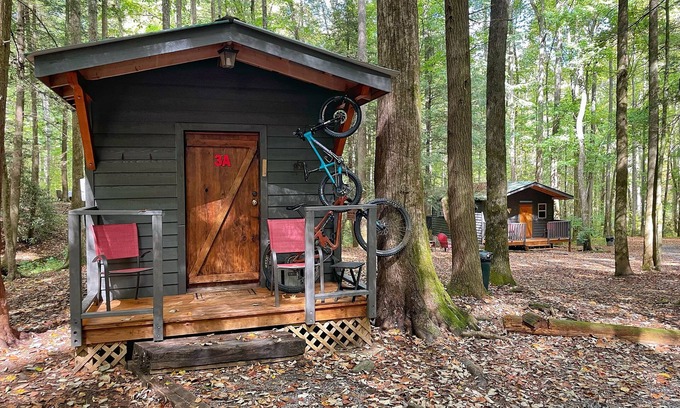 Ellijay Cabin | PINHOTI WAY Private Solo Cabin at Mulberry Gap - Right on the Pinhoti Trail!