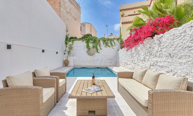 Nerja City Centre Apartment | Pintada - Holiday rental Nerja