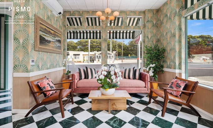 Downtown Hotel | Pismo Beach Club