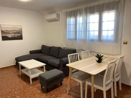 Huelva Apartment | Piso grande de 120 m2, a 15' de la playa en coche