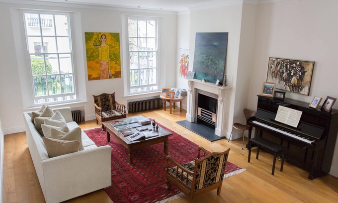 Campden Apartment | Pitt Street by onefinestay