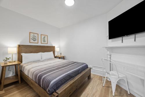 Shadyside House | Pittsburgh Shadyside 2B Stylish and Cozy Private Bedroom with Shared Bathroom