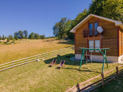 Kremna House | Planinska kuća Petrović