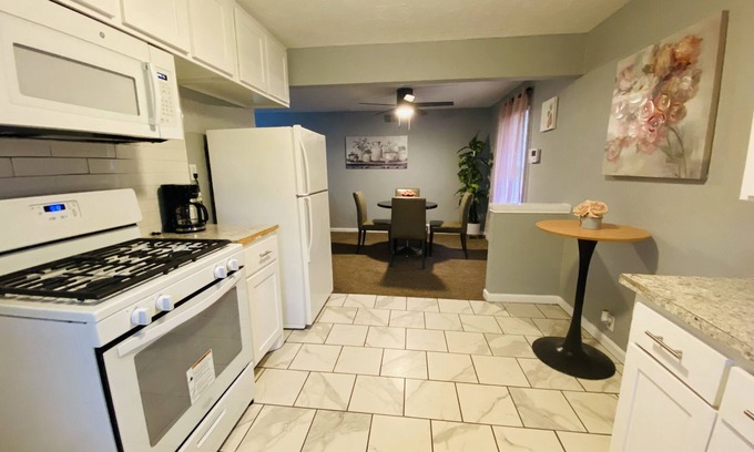 Central Oklahoma City House | Plant and Bloom 5 min to State Capital